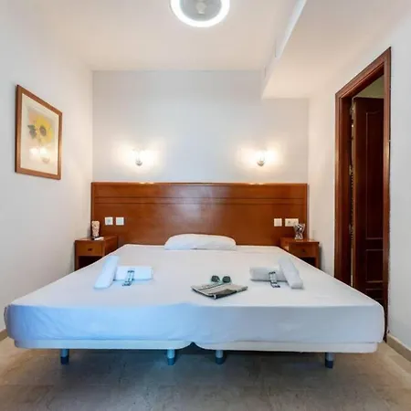Ct 240 - Beachfront -don Juan Manilva