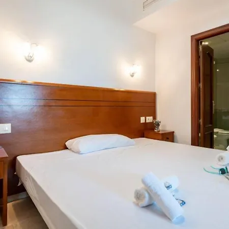 Ct 240 - Beachfront -don Juan Appartement *